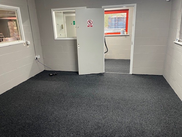 Industrial Unit in Rugeley - photo 4